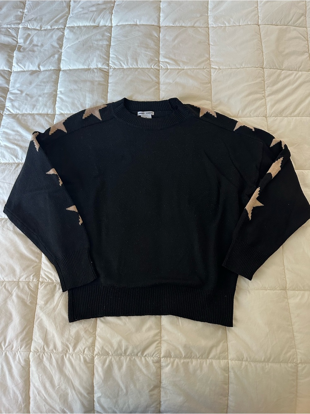 Star sleeve sweater